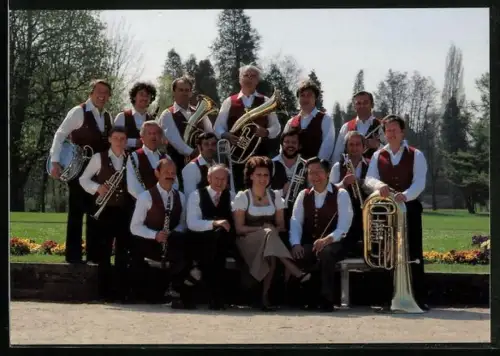 AK Musiker des Hans Kraus Blasorchesters mit Instrumenten, Autogramme