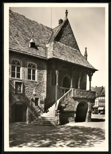 Foto-AK Deutscher Kunstverlag, Nr. 43: Goslar, Rathaus, Blick auf die Freitreppe