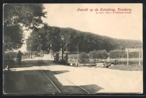 AK Doesburg, Gezicht op de Schipbrug