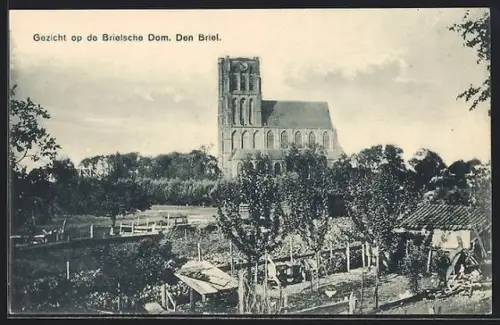 AK Den Briel, Gezicht op de Brielsche Dom