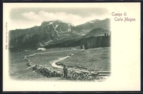 AK Campo di Carlo Magno, Panorama