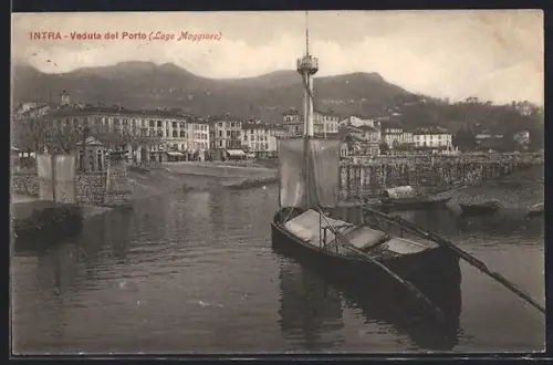 AK Intra /Lago Maggiore, Veduta del Porto