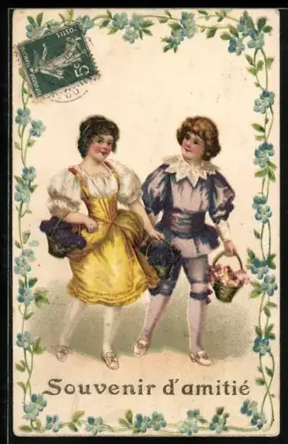 Präge-AK Zwei Kinder mit Blumenkörben umringt von Vergissmeinnicht