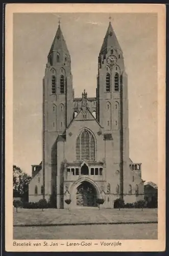 AK Laren-Gooi, Baseliek van St. Jan, Voorzijde