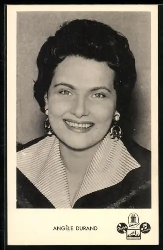 AK Musikerin Angèle Durand mit lächelndem Gesicht