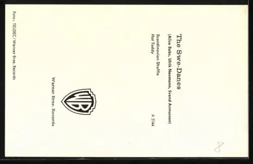 AK Musiker der Band The Swe-Danes mit Instrumenten