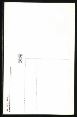 AK Musiker Yves Montand mit geöffnetem Hemd