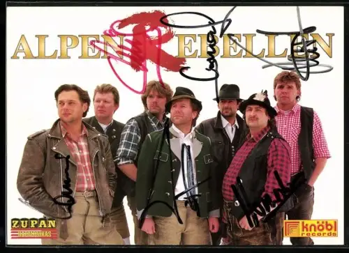 AK Musiker der Gruppe Alpen-Rebellen in Trachtenkleidung, Autogramme