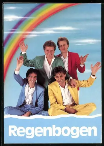 AK Musiker Regenbogen in Anzügen mit den Farben des Regenbogens unter einem Regenbogen