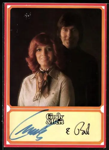 AK Musiker Cindy & Bert lächeln charmant in die Kamera