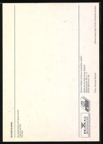 AK Musiker Schari und Wari lächeln in die Kamera