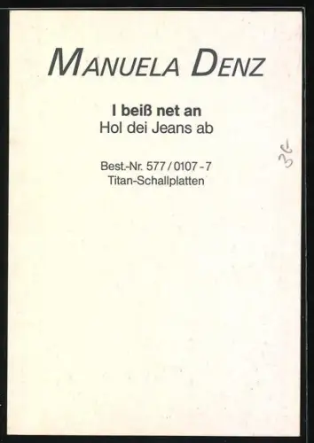 AK Musikerin Manuela Denz mit roter Lederjacke und schwarzer Krawatte