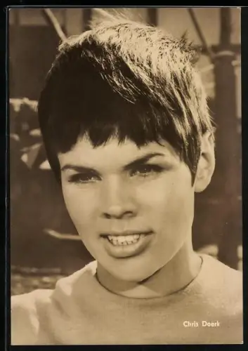 AK Schauspielerin Chris Doerk im Pullover