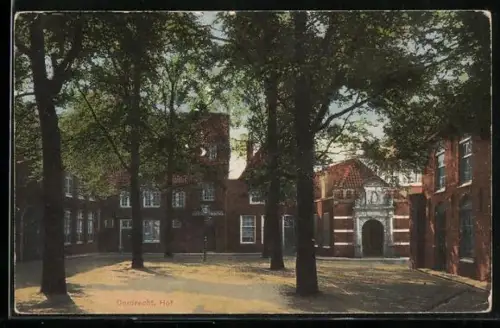 AK Dordrecht, Hof