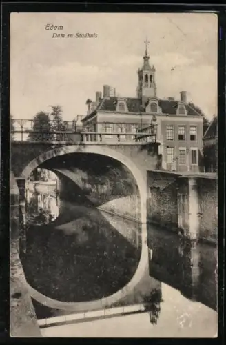 AK Edam, Dam en Stadhuis