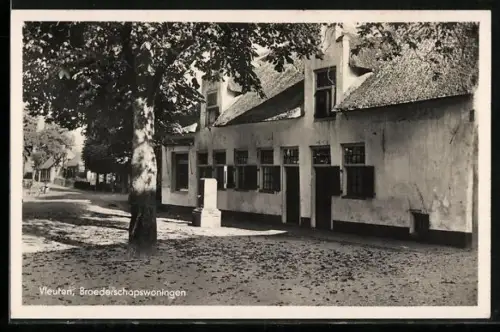 AK Vleuten, Broederschapswoningen