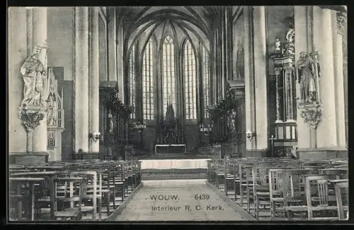 AK Wouw, Interieur R. C. Kerk