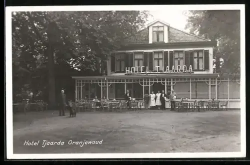 AK Oranjewood, Hotel Tjaarda
