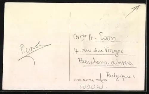 AK Wouw, Kerk en Raadhuis