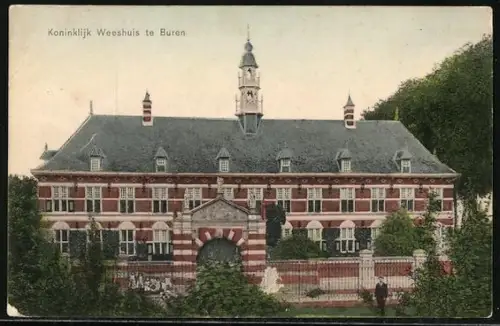 AK Buren, Koninklijk Weeshuis
