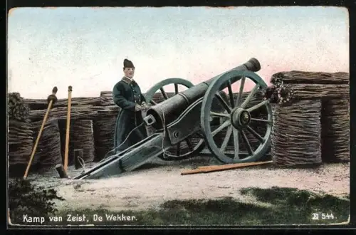 AK Kamp van Zeist, De Wekker