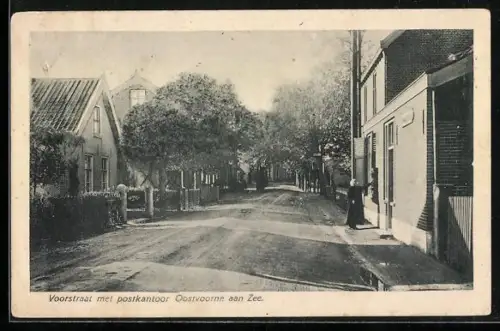 AK Oostvoorne aan Zee, Voorstraat met postkantoor