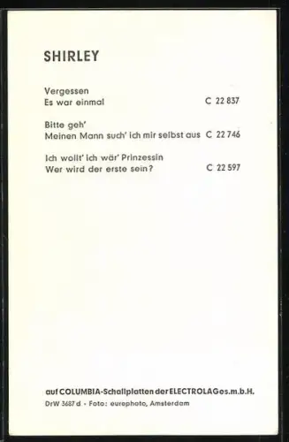 AK Musikerin Shirley mit langen Haaren