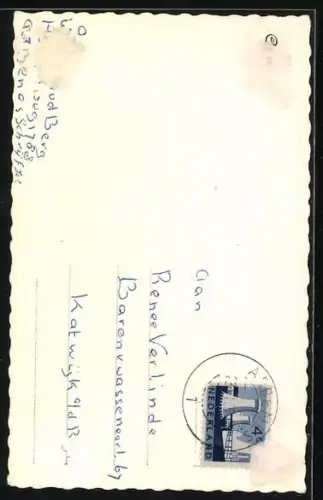 AK Musikerin Conny posiert mit weisser Spitze