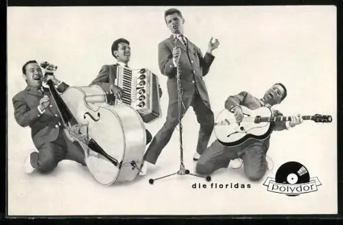 AK Musikergruppe die floridas mit ihren Instrumenten