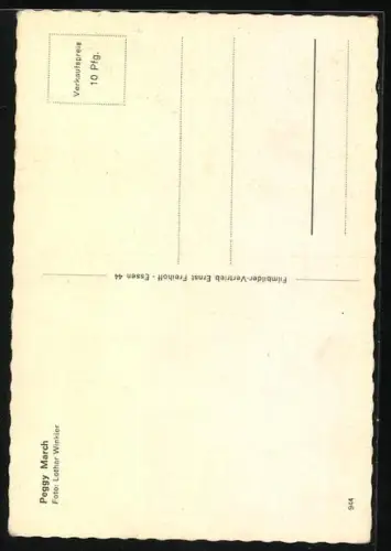 AK Musikerin Peggy March in Sommerkleid mit Regenschirm