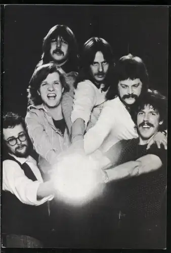 AK Musikergruppe Munich zusammen im Porträt