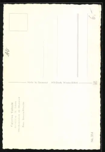 AK Musikerin Caterina Valente in Cocktailkleid mit Halskette