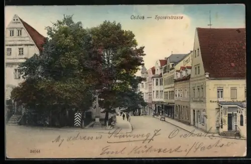 AK Oschatz, Sporerstrasse mit Gasthaus zum Schwan