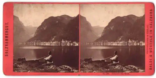 Stereo-Fotografie Baldi & Würthle, Salzburg, Ansicht Hallstatt, Aussicht von Grub, Ruderboot am Ufer