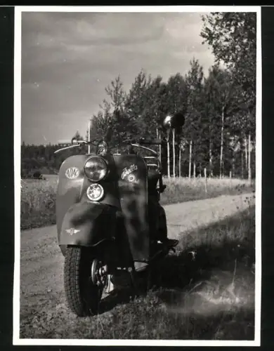 Fotografie 2.WK, Motorroller Zündapp Bella, Motorrad