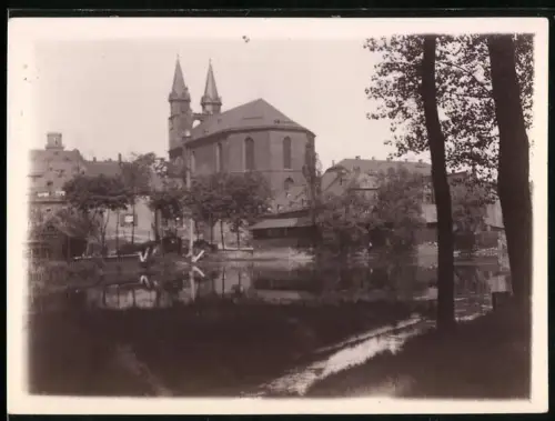 Fotografie Ansicht Hof / Bayern, Blick auf die Rückseite der St. Michaeliskirche, 1909