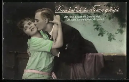 Foto-AK Photochemie Berlin Nr. 5707/5: Mann küsst die Wange einer Frau