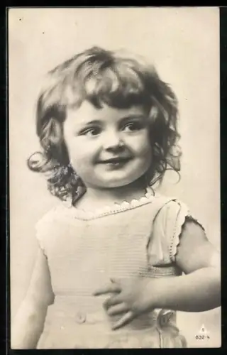 Foto-AK Photochemie Berlin Nr. 882-4: Süsses Mädchen im weissen Kleid