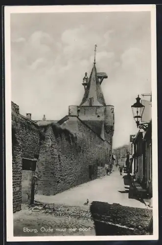 AK Elburg, Oude muur met poort
