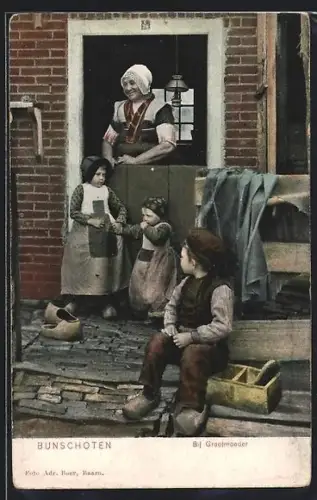 AK Bunschoten, Bij Grootmoeder