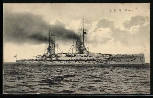 AK Linienschiff Kaiser unter Dampf, Kriegsschiff