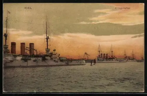 AK Linienschiffe der Kaiserlichen Marine im Kriegshafen Kiel