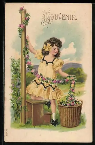 Präge-AK Junges Mädchen hängt eine Girlande aus Rosen auf