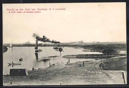 AK Doesburg /Yssel, Gezicht op den Yssel met Doesburg in `t verschiet