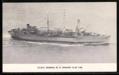 AK U.S.N.S. Cargo ship General M. B. Stewart underway, Kriegsschiff