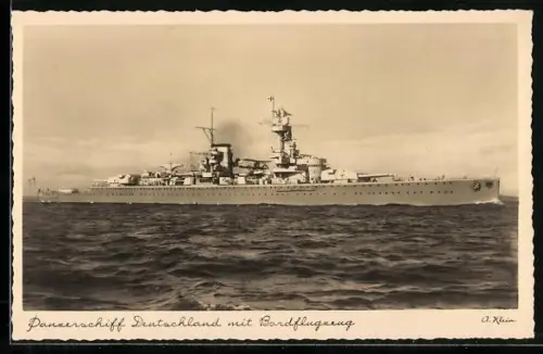 AK Panzerschiff Deutschland der Kriegsmarine mit Bordflugzeug