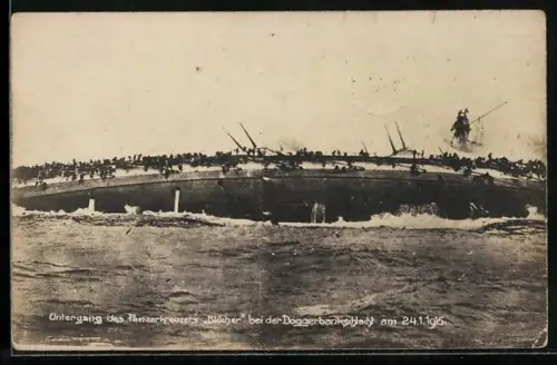 Foto-AK Untergang des Panzerkreuzers Blücher nach dem Gefecht bei der Doggerbank am 24.1.1915