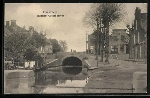 AK Haastrecht, Sluiszicht Groote Haven