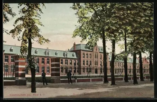 AK Nijmegen, Groenewoudscheweg, Gebouw