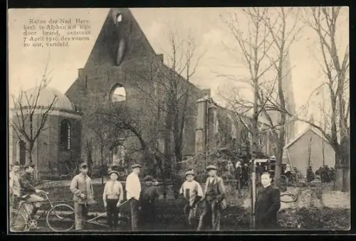 AK Alphen a. d. Rijn, Ruine der Ned. Herv. kerk te Alphen a. d. Rijn door brand, onstaan 7 April 1916 des voorm 10 uur